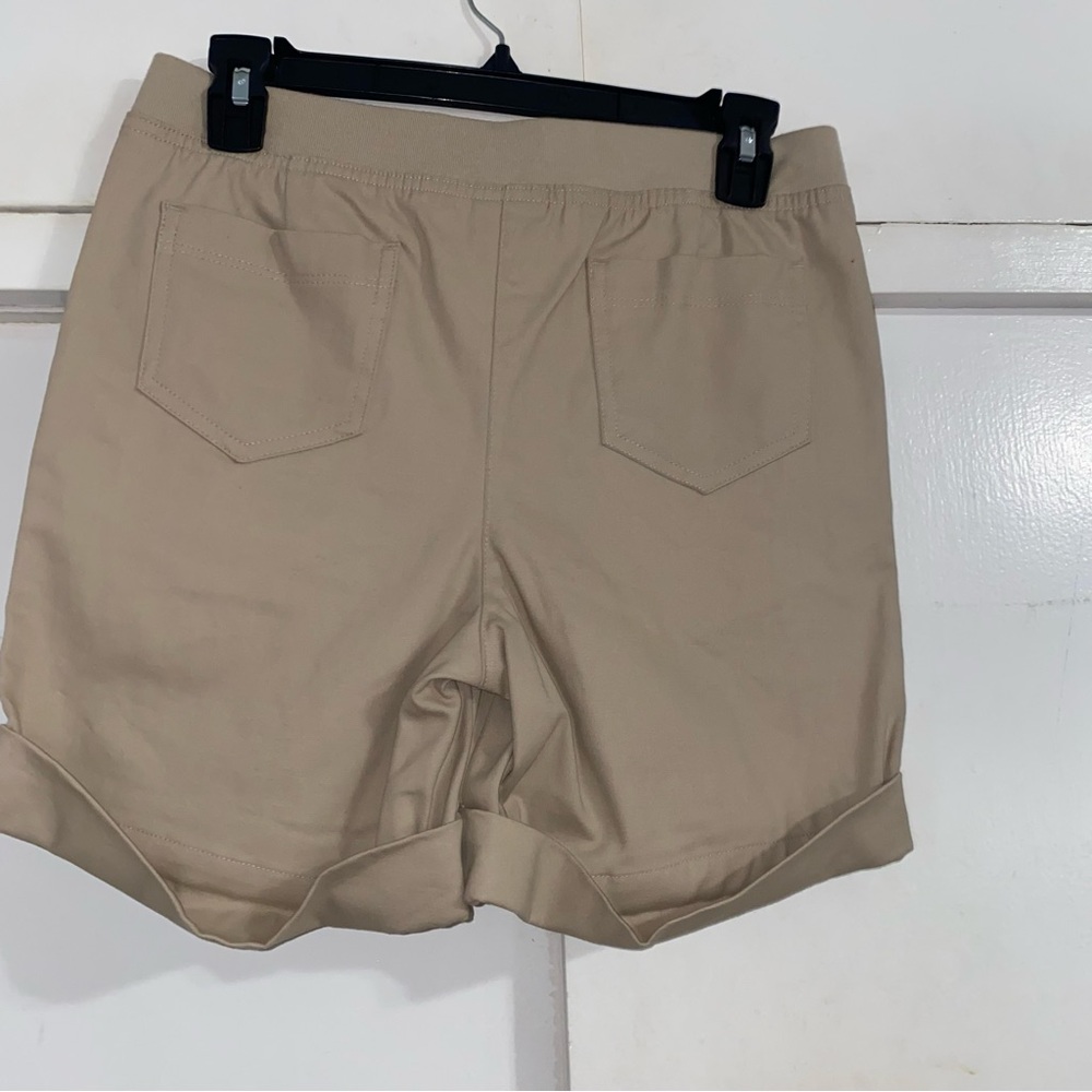 IZOD Schoolwear School Uniform Plus Size Fit Khaki  Shorts 10.5 Plus - Picture 6 of 6